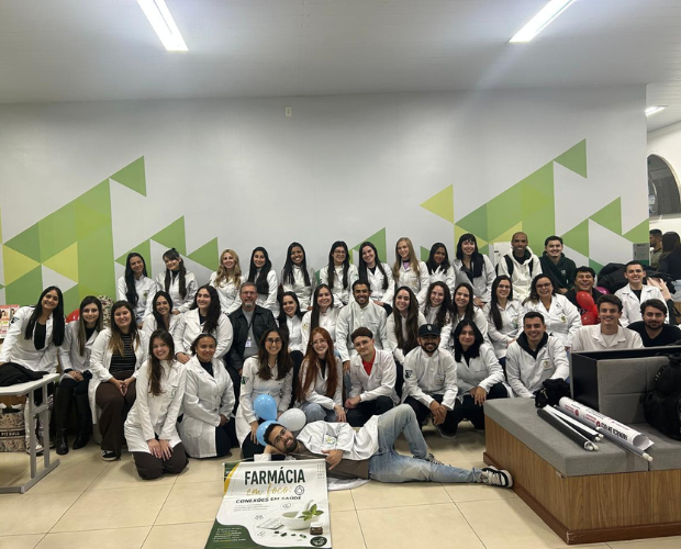 A��o �Farm�cia em Foco � Conex�es em Sa�de� leva conhecimento para comunidade acad�mica